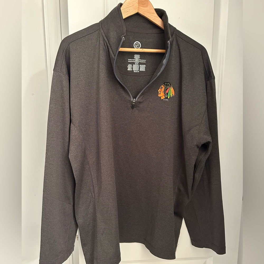 Blackhawks pullover